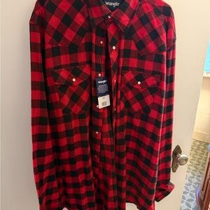 Wrangler Men's Bold Red and Black Checkered Shirt